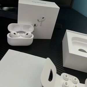 FREE SHIPPING Airpod Pros 2nd generation usb-c buy quick